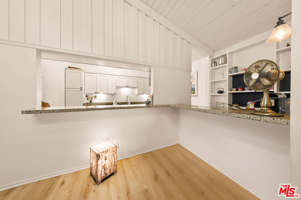 MLS #25620869 image #28