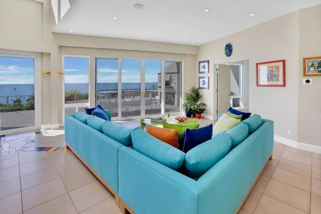422 Seaview Drive, Aptos CA: https://media.crmls.org/mediaz/b8ae8c70-7f5a-476f-a819-52bae6ded4aa.jpg