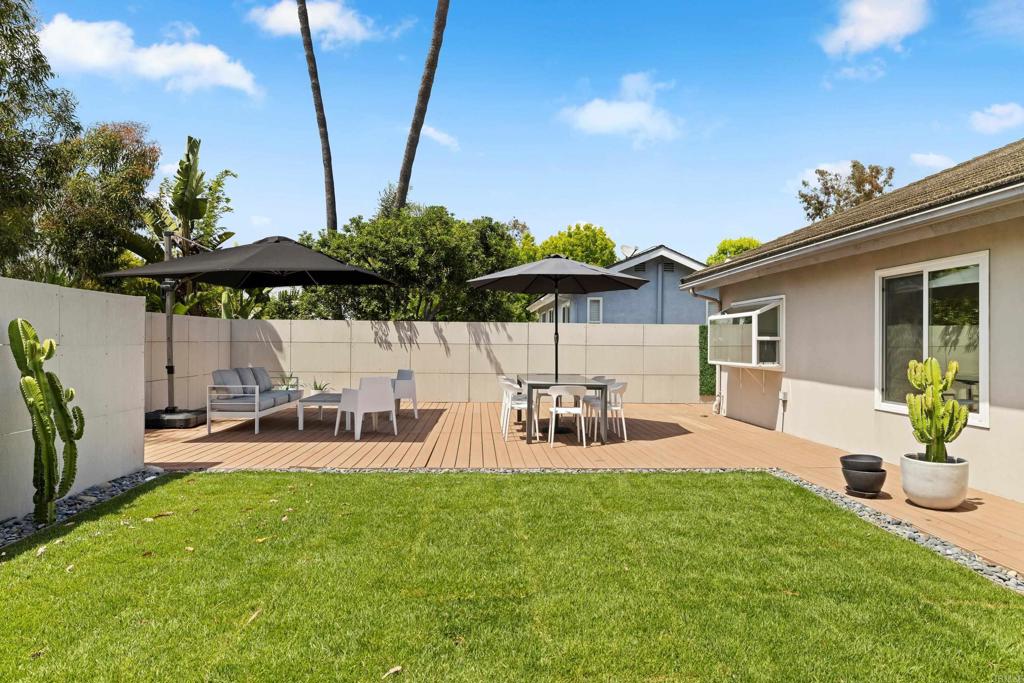 1420 Flair Drive - photo 8