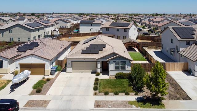 2040 Edwards Street, Los Banos CA: https://media.crmls.org/mediaz/b8af0a84-4f0d-4eaa-bd29-98d2a7d29afb.jpg