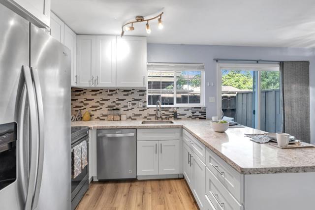 5392 Deodara Grove Court, San Jose CA: https://media.crmls.org/mediaz/b8af60cb-662f-4a5d-9ec2-1177956deaee.jpg
