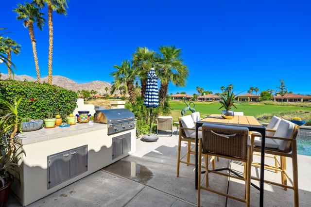 80240 Merion, La Quinta CA: https://media.crmls.org/mediaz/b8affe4d-7fc1-461b-8c5f-cd074d6018bb.jpg