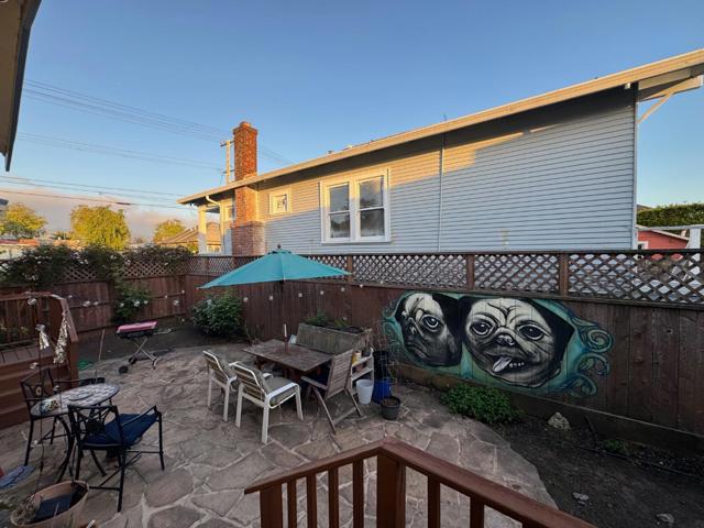 10181020 Bancroft Way, Berkeley CA: https://media.crmls.org/mediaz/b8b0da16-be1b-47cf-897e-15e75b8c3a0c.jpg