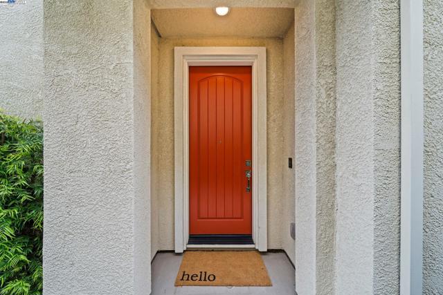 318 Paradiso Ct, San Ramon CA: https://media.crmls.org/mediaz/b8b0f112-b277-43c9-b167-84ba02565bf4.jpg
