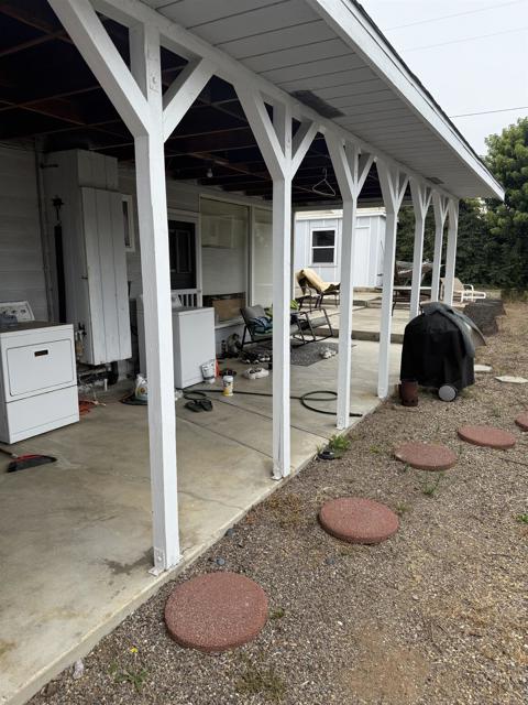 157 MAPLE AVE., Carlsbad CA: https://media.crmls.org/mediaz/b8b10ad5-f057-434c-a6d5-e9d2ac45ca58.jpg