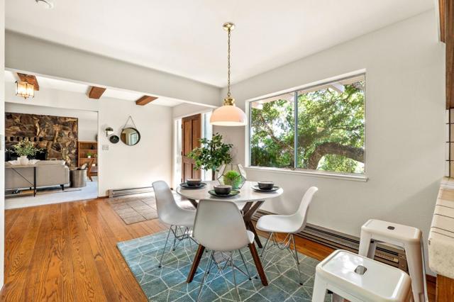 26025 Highland Way, Los Gatos CA: https://media.crmls.org/mediaz/b8b11cb1-bd39-4b22-b74b-3cbe0d73c5d9.jpg