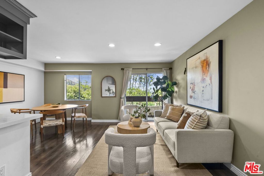 2700 Cahuenga Boulevard #3104