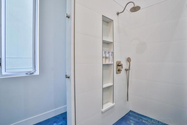 Image 15 of 71 For 4545 Newport Avenue