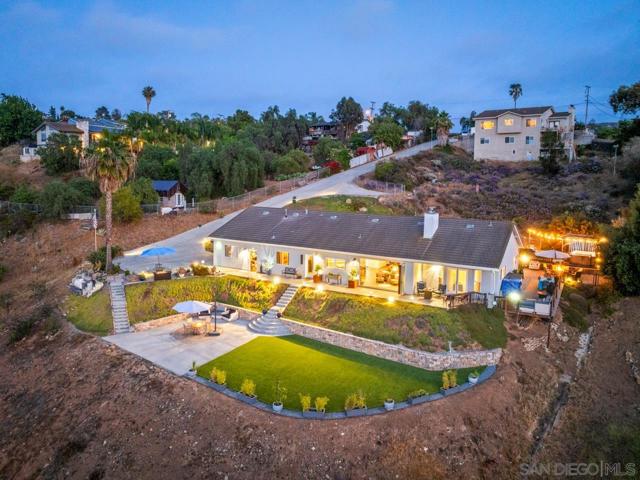 9420 Crest Drive, Spring Valley CA: https://media.crmls.org/mediaz/b8b23a1e-d5d4-4fe5-90d9-58362d211d14.jpg