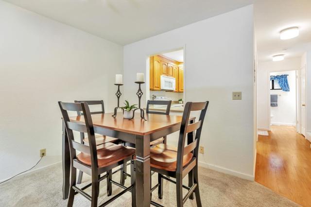 1555 Hecker Pass Road, Gilroy CA: https://media.crmls.org/mediaz/b8b53127-1e09-4362-8fdd-3a98948fd76d.jpg
