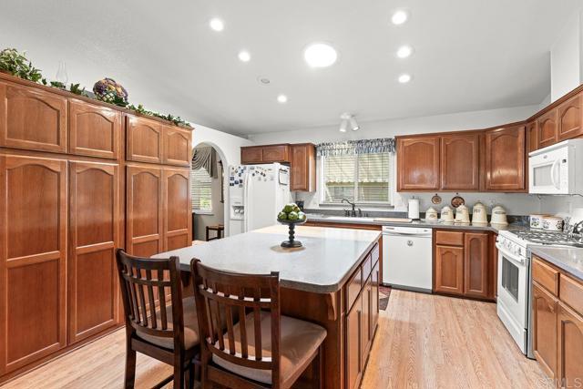 525 W El Norte Parkway, Escondido CA: https://media.crmls.org/mediaz/b8b68a36-2a72-4040-a15c-708b68cc2755.jpg