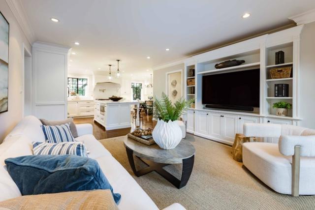 467 Lincoln Avenue, Palo Alto CA: https://media.crmls.org/mediaz/b8b6f9c8-e880-436c-86c8-914f6e8560dd.jpg