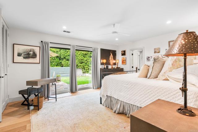 6148 El Tordo, Rancho Santa Fe CA: https://media.crmls.org/mediaz/b8b766e2-4d37-44ea-be42-17f2bfbdd13b.jpg