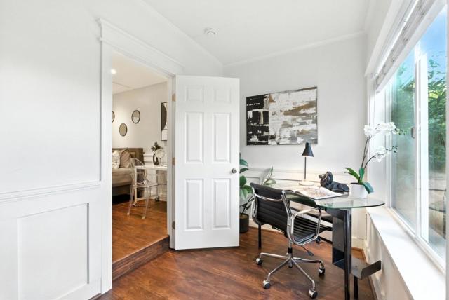 35 Mono Street, Brisbane CA: https://media.crmls.org/mediaz/b8b7abba-be77-4c39-b95d-43650e327f06.jpg