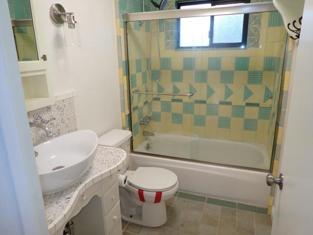 18039 Riverside Drive, Sonoma CA: https://media.crmls.org/mediaz/b8b7d628-91fa-48e9-8632-caa640ea414c.jpg