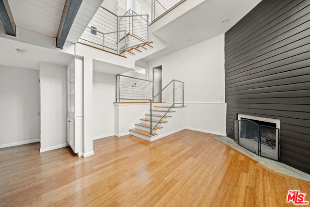 1116 7th Street, Hermosa Beach, California 90254, 3 Bedrooms Bedrooms, ,2 BathroomsBathrooms,Residential,Sold,7th,25565713