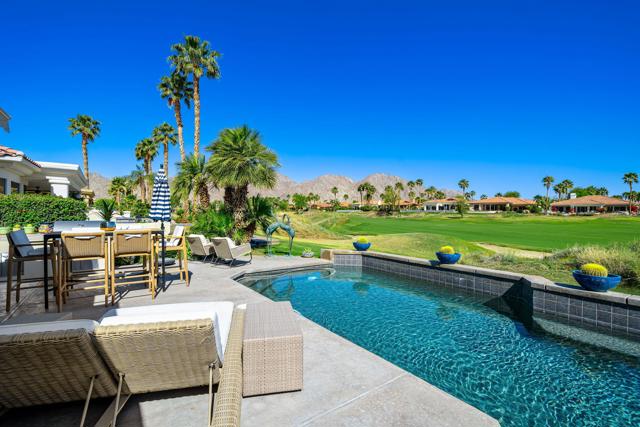 80240 Merion, La Quinta CA: https://media.crmls.org/mediaz/b8b88bba-be33-4d4c-9d01-4808e6e0d7ee.jpg