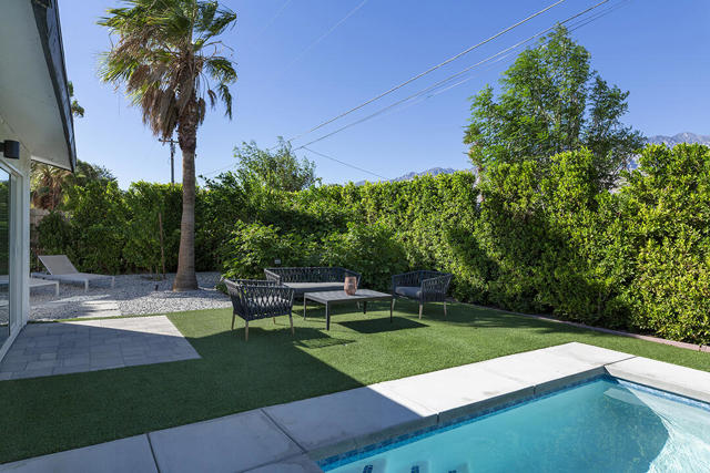 3095 N Chuperosa Road, Palm Springs CA: https://media.crmls.org/mediaz/b8b8bbb1-25ee-4af3-9968-2ffa49387def.jpg