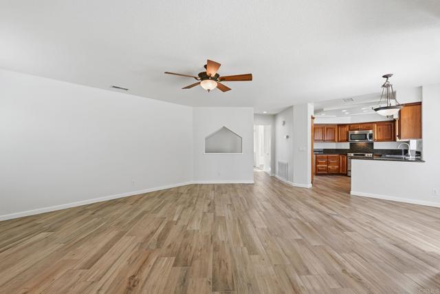 Detail Gallery Image 18 of 71 For 1351 Graham Pl, Escondido,  CA 92026 - 4 Beds | 2/1 Baths