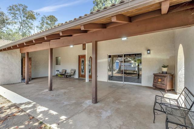 Detail Gallery Image 4 of 32 For 17620 Lyons Valley Rd, Jamul,  CA 91935 - 4 Beds | 3 Baths