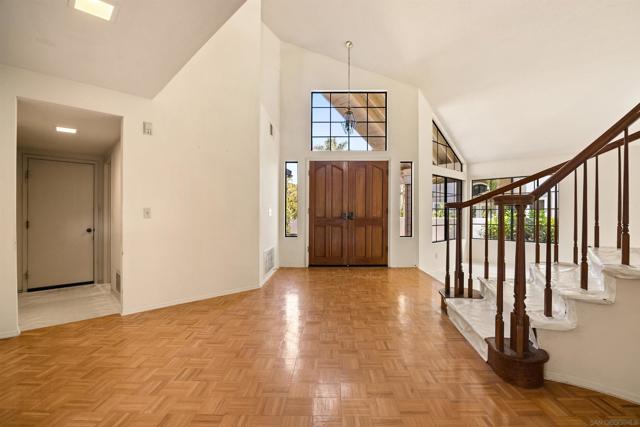 3970 Santa Nella Pl, San Diego CA: https://media.crmls.org/mediaz/b8bb2bf9-4f95-458b-a314-50f73786f0c2.jpg