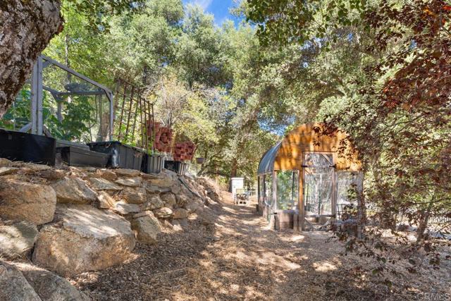 7655 Deodar Trail, Pine Valley CA: https://media.crmls.org/mediaz/b8bb7be1-3474-4990-8e65-63bd67005099.jpg