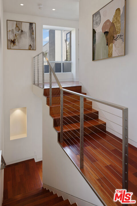 521 Marine Street photo 8