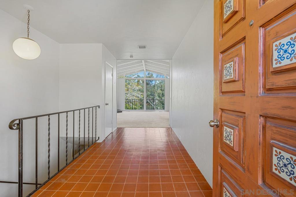 1250 Myrtle Ave - photo 3