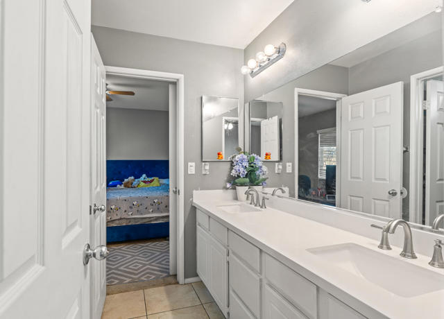 Image 26 of 50 For 25444 Delphinium Ave Avenue