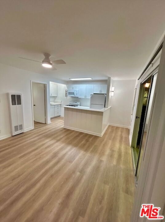 1453 S Westgate Avenue, Los Angeles CA: https://media.crmls.org/mediaz/b8c0ef0b-e311-482b-9420-321e074e3bcf.jpg