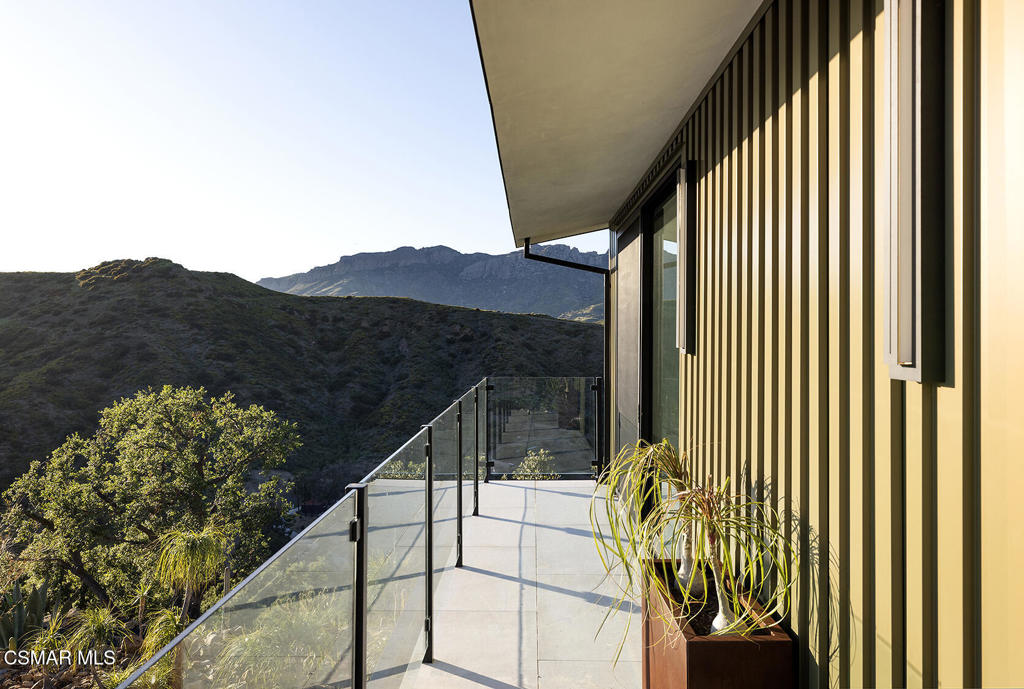 MLS #226003523 image #10