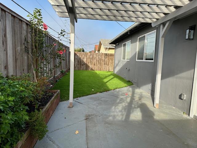 2865 Shannon Drive, South San Francisco CA: https://media.crmls.org/mediaz/b8c1b48a-abde-4128-a486-241745a13f8f.jpg