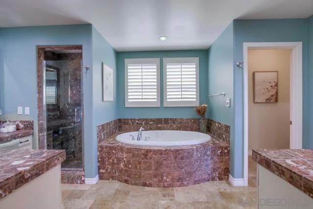 3515 CAMINO CEREZA, Carlsbad CA: https://media.crmls.org/mediaz/b8c2243a-6a73-4f65-a38f-fa64d50d5a9d.jpg