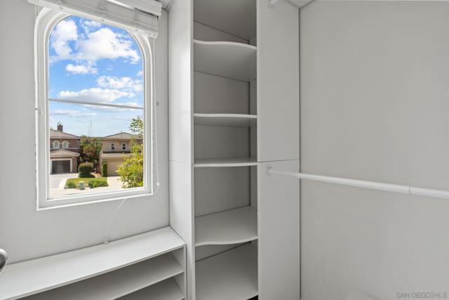 1008 Brightwood Drive., San Marcos CA: https://media.crmls.org/mediaz/b8c288ac-95c9-428e-98a4-226acd6d7ab1.jpg