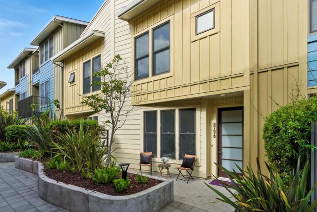 866 Altaire Walk, Palo Alto CA: https://media.crmls.org/mediaz/b8c2bc76-00d9-4afc-b461-5d1fa2dfe541.jpg