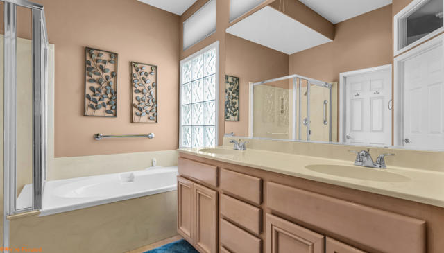 37953 Grand Oaks Avenue, Palm Desert CA: https://media.crmls.org/mediaz/b8c2d734-2c7b-4563-bef4-3ff17a6da940.jpg