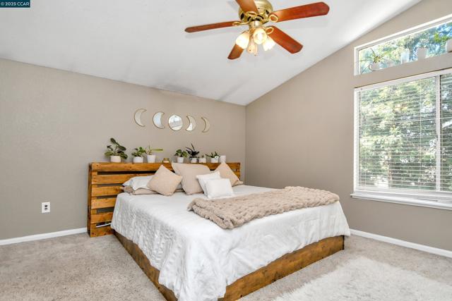 5008 Brookhaven Way, Antioch CA: https://media.crmls.org/mediaz/b8c2decc-0bb9-405f-a861-eda3a4b8a754.jpg