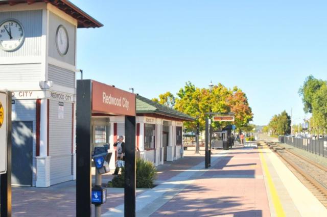 2627 Ohio Avenue, Redwood City CA: https://media.crmls.org/mediaz/b8c30f6a-9d7b-4126-b446-431903d2dc9f.jpg