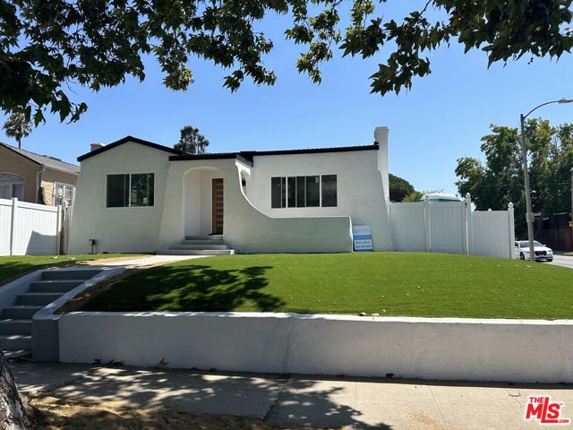 2158 77th Street, Los Angeles, California 90047, 4 Bedrooms Bedrooms, ,4 BathroomsBathrooms,Single Family Residence,For Sale,77th,24423467