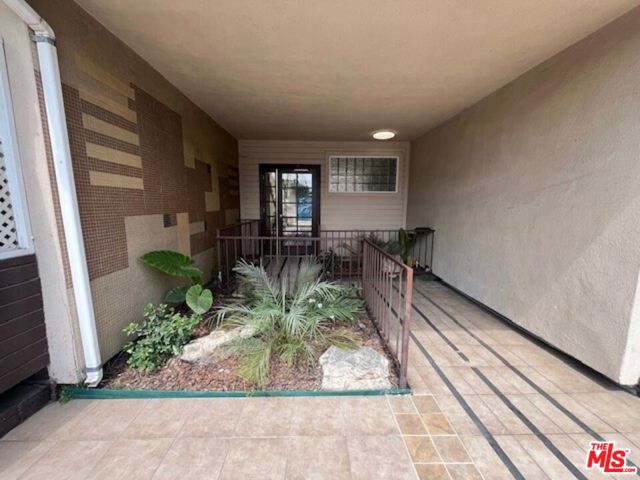 8567 Balboa Boulevard, Northridge CA: https://media.crmls.org/mediaz/b8c3df0d-e146-4a1f-a4e5-1531842b9b9e.jpg
