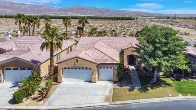 43996 Salpare Place, Indio CA: https://media.crmls.org/mediaz/b8c41afb-3c74-41fd-a3db-74a77440c10e.jpg