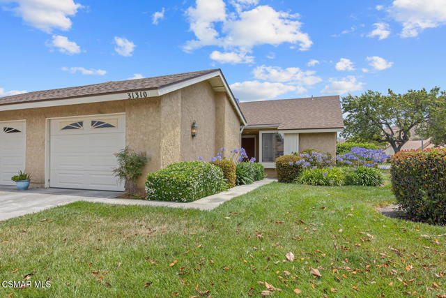 31310 Village 31, Camarillo CA: https://media.crmls.org/mediaz/b8c51ddb-3990-44e8-ac28-80cdd3a57928.jpg