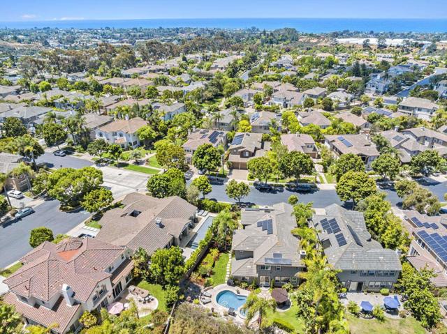 593 Paloma Court, Encinitas CA: https://media.crmls.org/mediaz/b8c5d566-9f57-4a40-a51f-7af939a45734.jpg