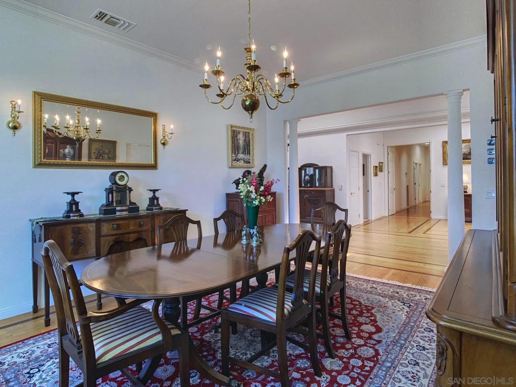 MLS #250034393SD img 26