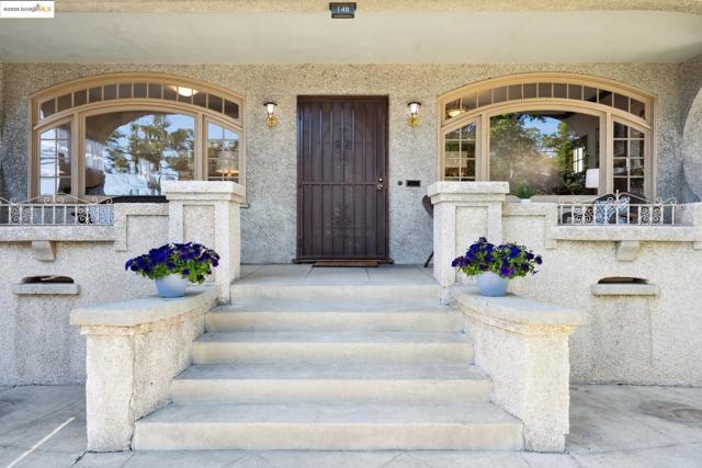 148 Estabrook, San Leandro CA: https://media.crmls.org/mediaz/b8c6073b-d4c9-4885-95c7-a9b97fefa413.jpg
