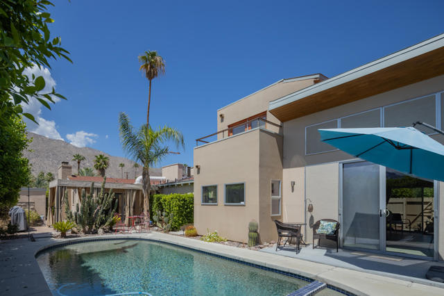 610 S Camino Real, Palm Springs CA: https://media.crmls.org/mediaz/b8c625bb-6326-4cf3-8b11-762e24e7fb44.jpg