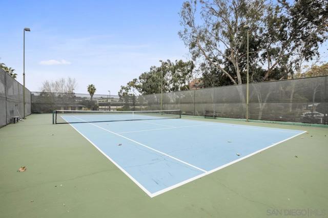 1621 Hotel Cir S, San Diego CA: https://media.crmls.org/mediaz/b8c68c87-7bac-4dbf-90d5-f4e86e2a0e45.jpg