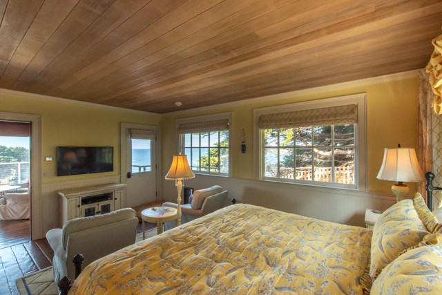 Detail Gallery Image 24 of 59 For 9350 N Highway 1, Mendocino,  CA 95460 - 4 Beds | 4 Baths