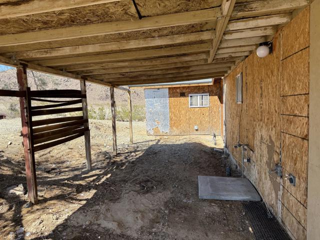 68424 Bellerue Road, 29 Palms CA: https://media.crmls.org/mediaz/b8c75ce5-31b6-4035-84d4-a3e3da1f3d52.jpg