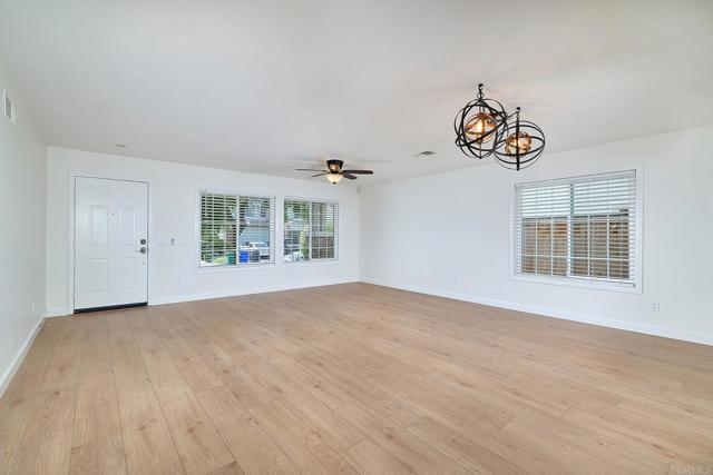 339 La Purisma Way, Oceanside CA: https://media.crmls.org/mediaz/b8c796ba-cdb8-49c0-a87b-71ca3d073fa3.jpg